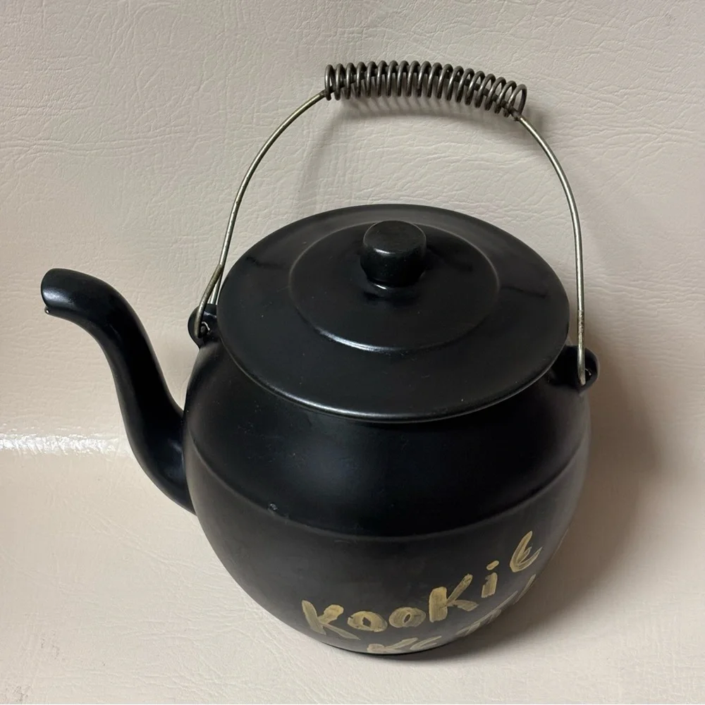 Vintage 1960 McCoy Pottery Teapot 